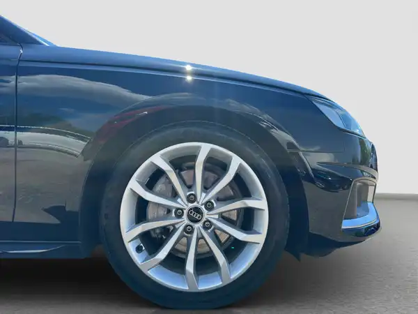 AUDI A4 AVANT (16/16)