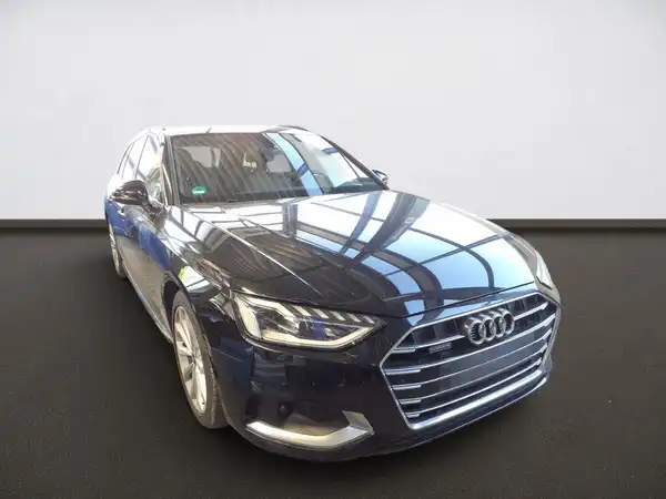 AUDI A4 AVANT (1/6)