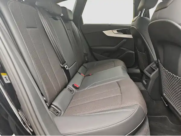 AUDI A4 AVANT (15/16)