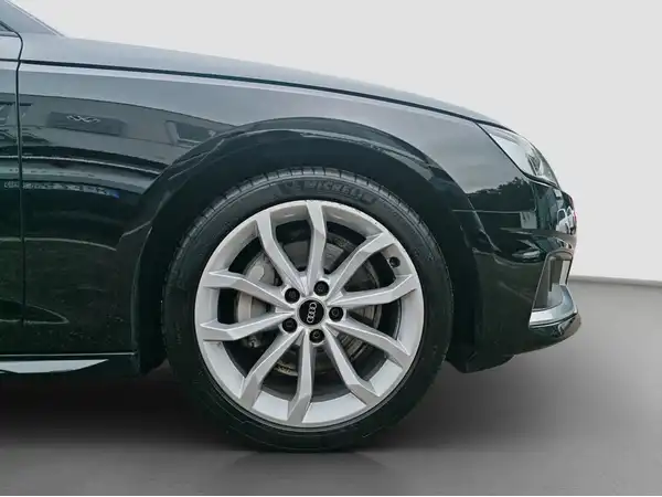 AUDI A4 AVANT (16/16)