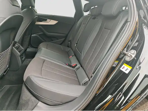 AUDI A4 AVANT (9/16)