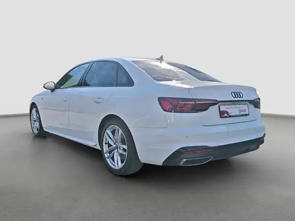 AUDI A4 LIMOUSINE (7/16)