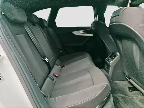 AUDI A4 ALLROAD (15/16)