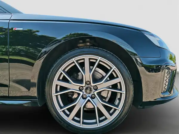 AUDI A4 AVANT (17/17)