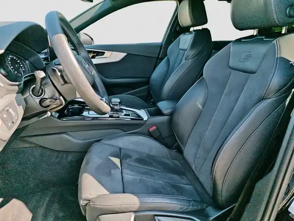 AUDI A4 AVANT (8/17)