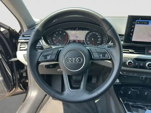AUDI A4 AVANT (11/16)