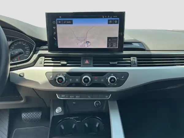 AUDI A4 AVANT (12/16)