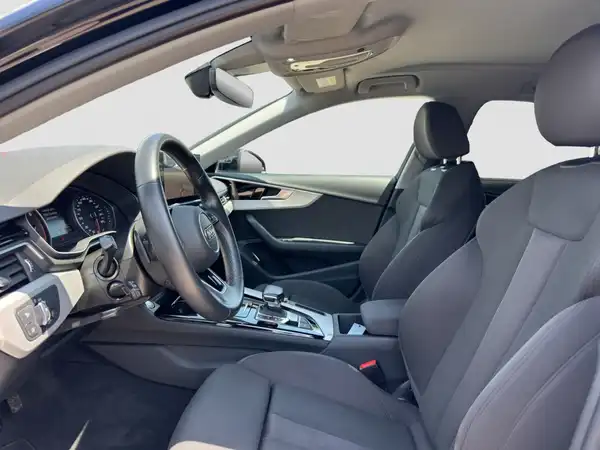 AUDI A4 AVANT (8/16)