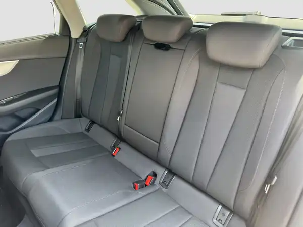 AUDI A4 AVANT (9/16)