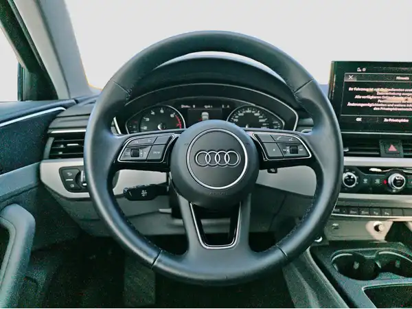 AUDI A4 AVANT (11/16)
