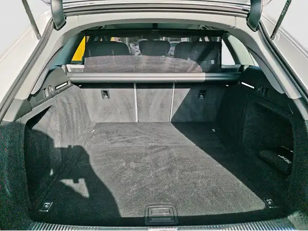 AUDI A4 AVANT (13/16)