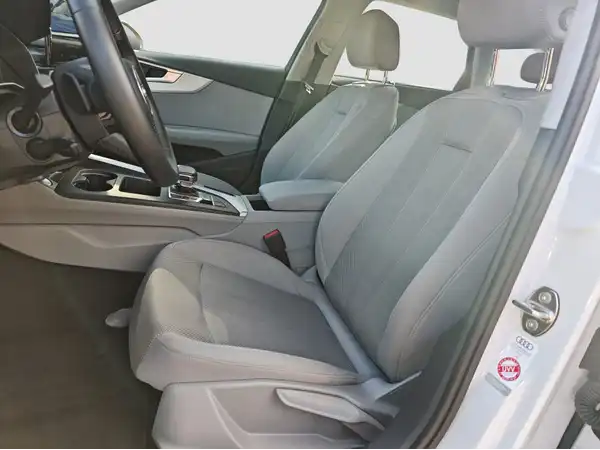 AUDI A4 AVANT (8/16)