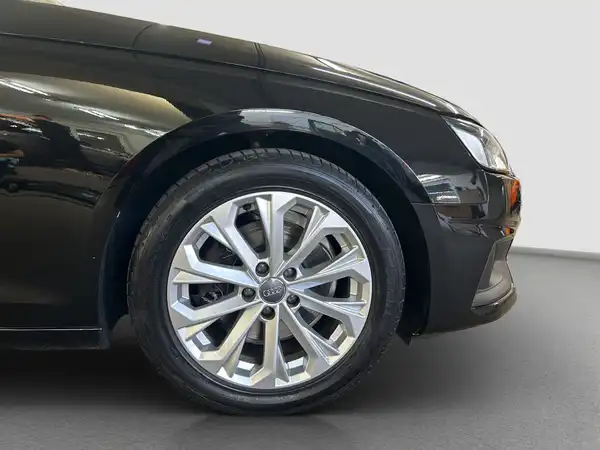 AUDI A4 AVANT (16/16)