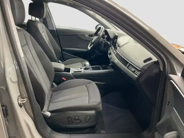 AUDI A4 ALLROAD (14/16)