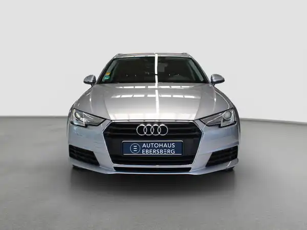AUDI A4 AVANT (3/10)