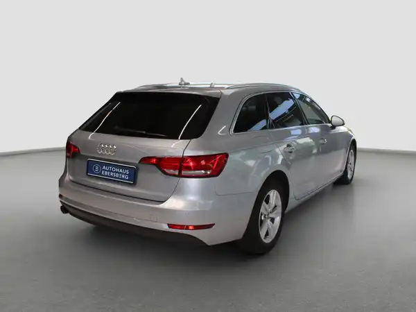 AUDI A4 AVANT (4/10)