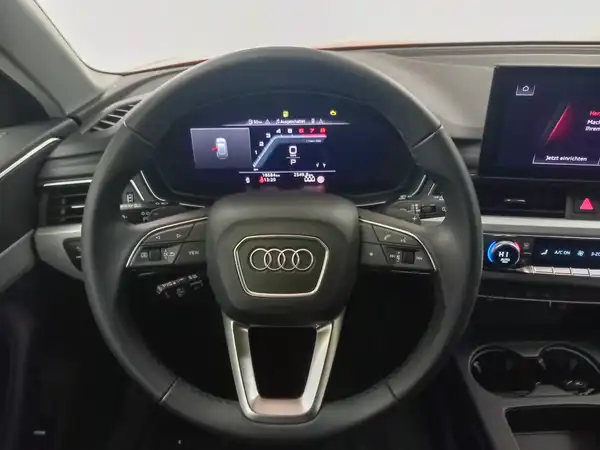 AUDI A4 AVANT (11/19)