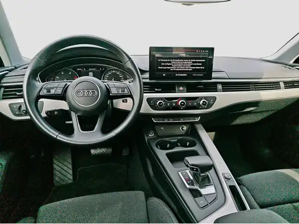 AUDI A4 AVANT (10/16)
