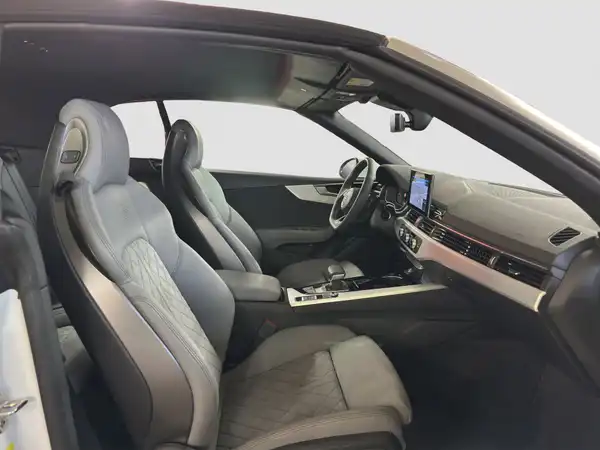 AUDI A5 CABRIOLET (14/16)