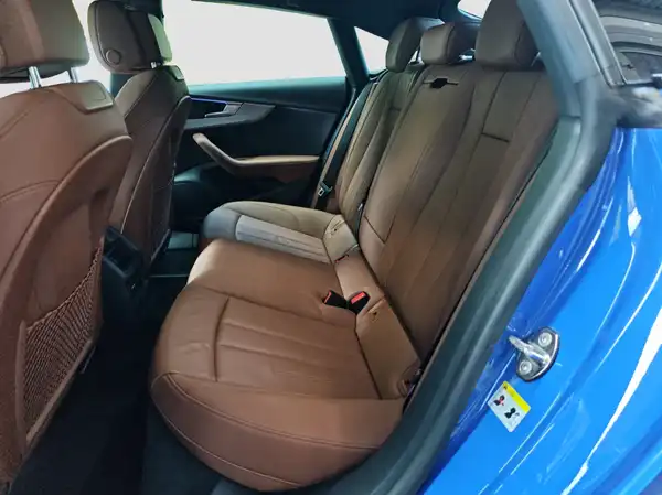 AUDI A5 SPORTBACK (8/12)
