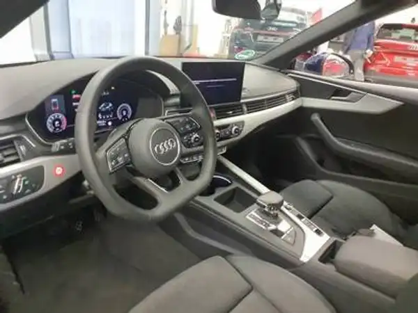 AUDI A5 CABRIOLET (4/4)
