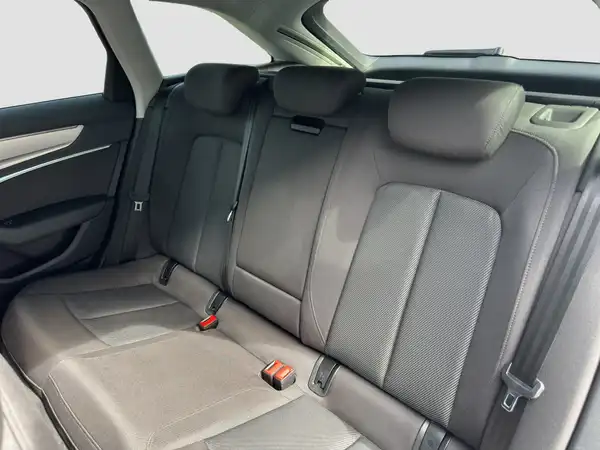 AUDI A6 AVANT (9/16)