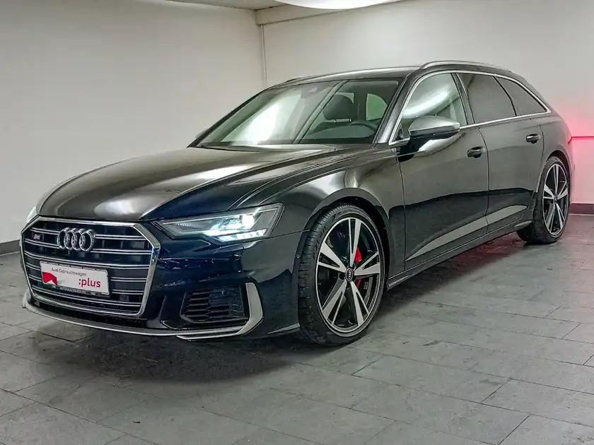 AUDI S6 AVANT (1/21)