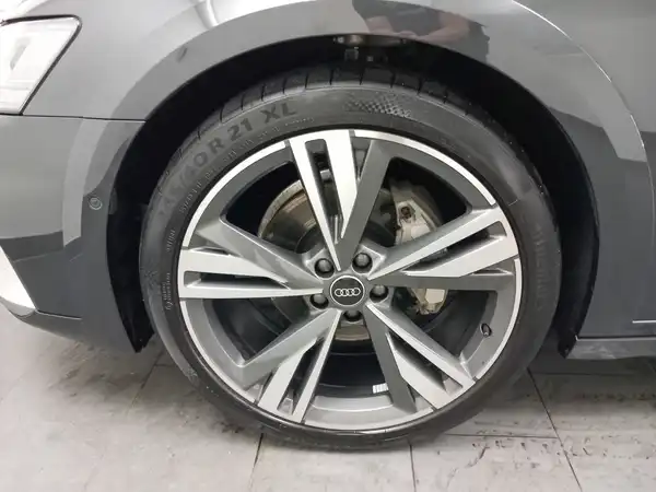 AUDI A6 ALLROAD (17/20)