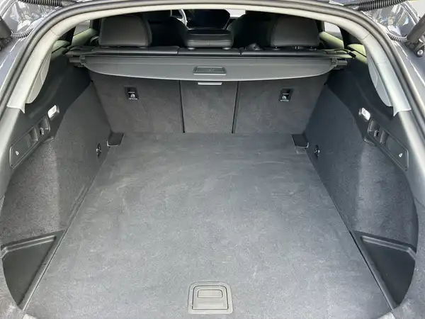 AUDI A6 E-TRON AVANT (13/16)