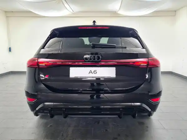 AUDI A6 E-TRON AVANT (6/20)