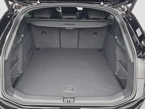 AUDI A6 E-TRON AVANT (13/16)