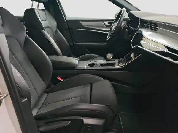 AUDI A6 AVANT (14/16)