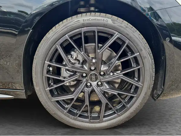 AUDI A6 LIMOUSINE (16/16)