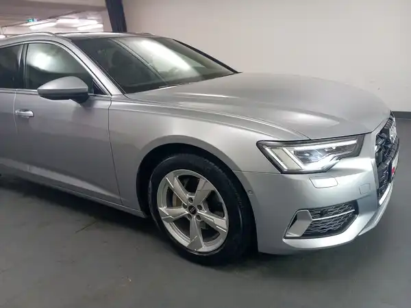 AUDI A6 AVANT (19/21)