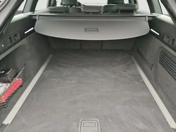 AUDI A6 AVANT (13/17)