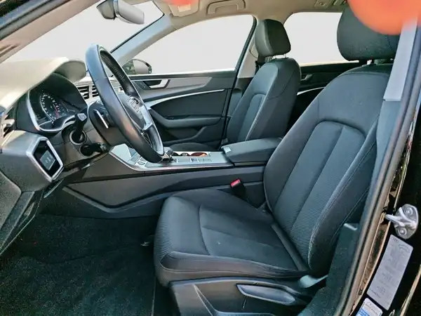 AUDI A6 AVANT (8/17)