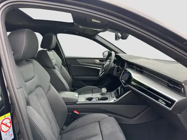 AUDI A6 AVANT (15/17)