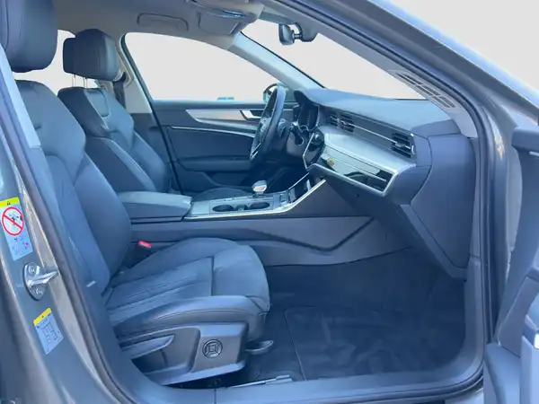 AUDI A6 AVANT (14/16)