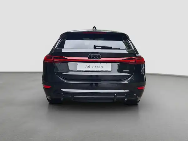 AUDI A6 E-TRON AVANT (6/16)