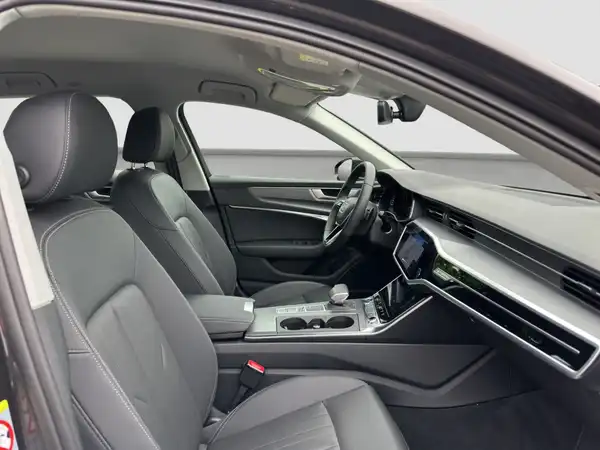 AUDI A6 AVANT (15/17)