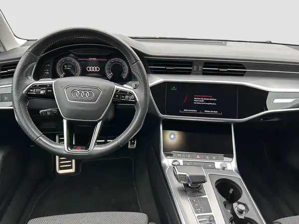 AUDI A6 AVANT (10/16)