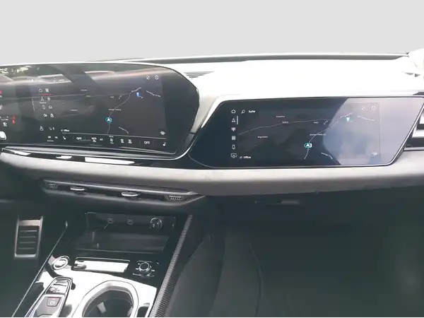 AUDI A6 AVANT (12/16)