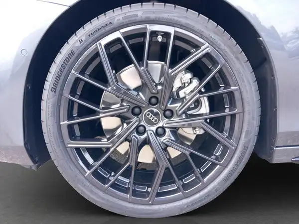 AUDI A6 AVANT (16/16)