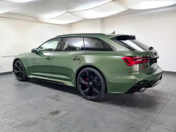 AUDI RS6 AVANT (5/19)