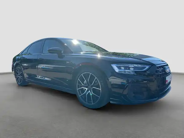 AUDI A8 (4/16)