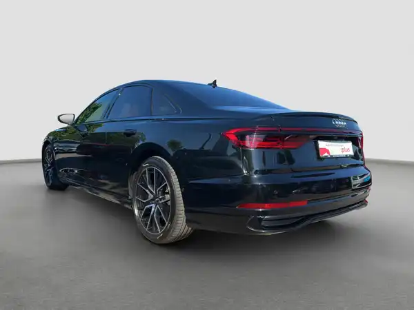 AUDI A8 (7/16)