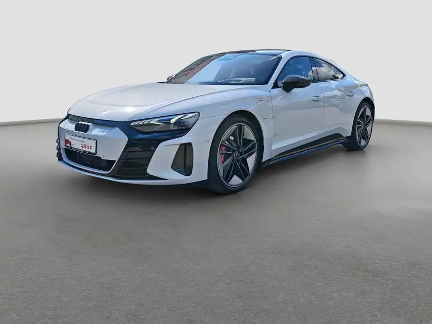 AUDI RS E-TRON GT (1/16)