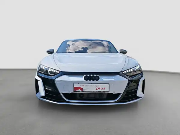 AUDI RS E-TRON GT (3/16)