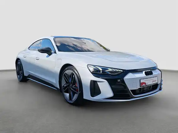 AUDI RS E-TRON GT (4/16)