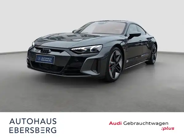 AUDI RS E-TRON GT (2/15)